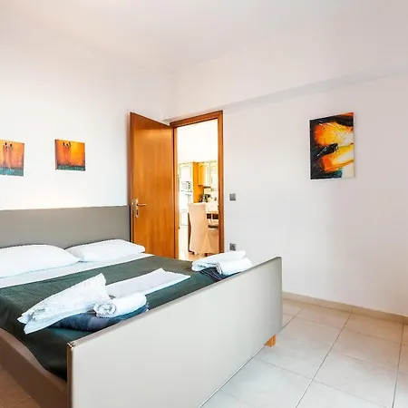 Blue Pearl 1 Apartment