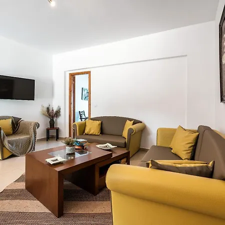 Blue Pearl 1 Apartment