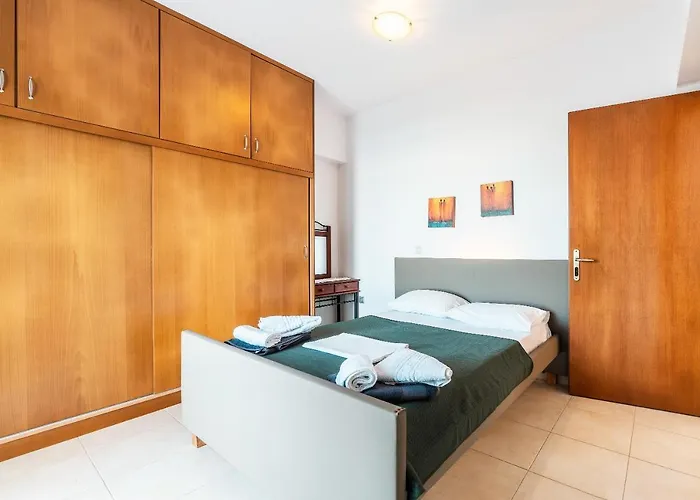 Blue Pearl 1 * Apolakkia